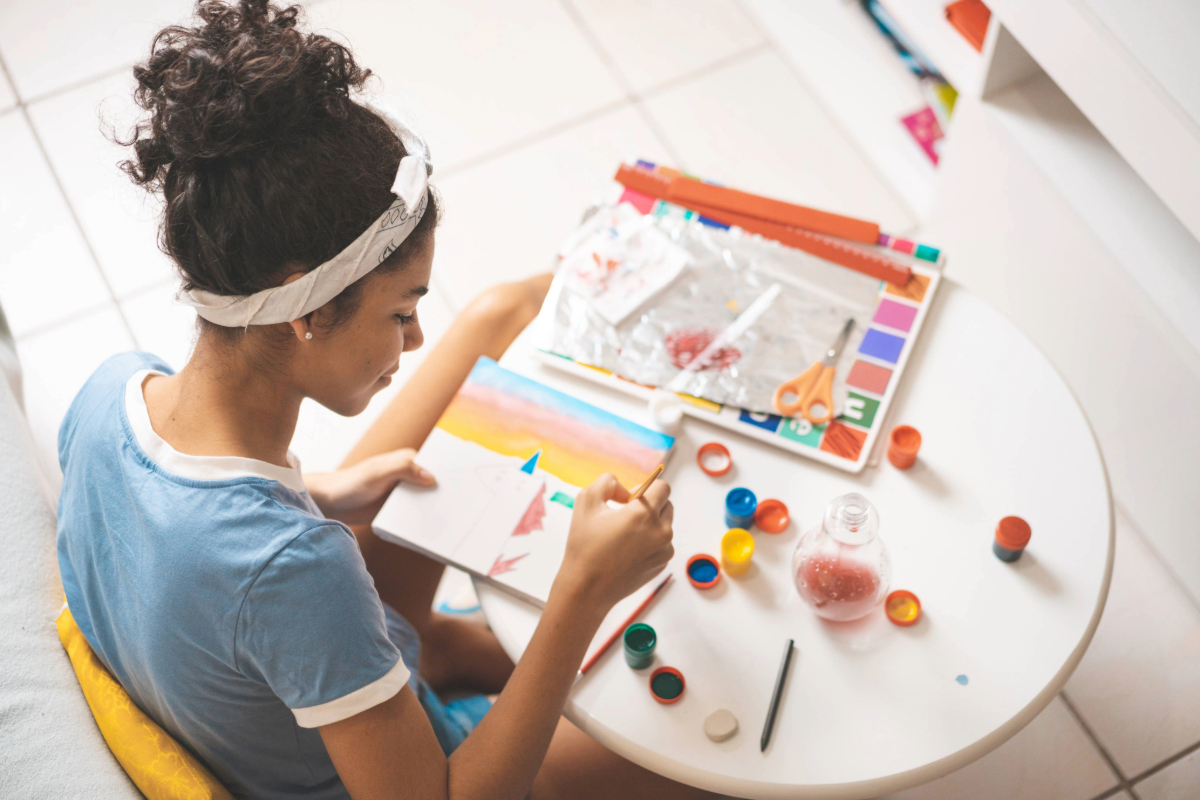 teen painting